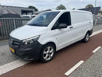 skadebil bedrijf Mercedes Vito 114  CDI 100KW LANG AUTOMAAT MBUX AIRCO KILMA EURO6 2019/11