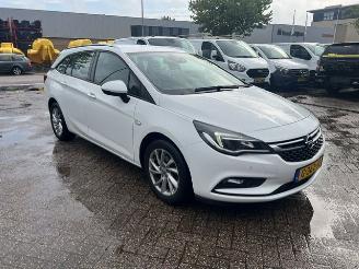 Coche accidentado Opel Astra TOURER 1.0 77KW AIRCO KLIMA NAVI 2019/9