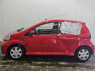 Toyota Aygo 1.0 12V VVT-i Hatchback  Benzine 998cc 50kW (68pk) FWD picture 6