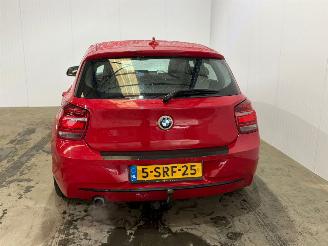 BMW 1-serie 116i 1.6 16V Hatchback 4Dr Benzine 1.598cc 100kW (136pk) RWD picture 4