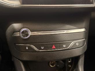 Peugeot 308 1.6 BlueHDi 120 Combi/o 4Dr Diesel 1.560cc 88kW (120pk) FWD picture 16
