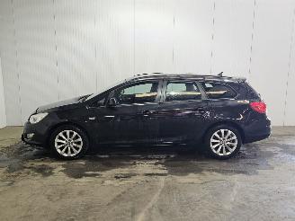 Opel Astra SPORTS TOURER 1.4 Turbo 16V Combi/o  Benzine 1.364cc 88kW (120pk) picture 2