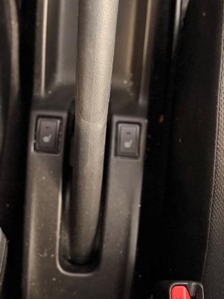 Suzuki Swift 1.2 VVT 12V Hybrid Hatchback picture 27