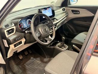 Suzuki Swift 1.2 VVT 12V Hybrid Hatchback picture 11