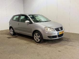 Vaurioauto  passenger cars Volkswagen Polo 1.4-16V Optive 2006/8