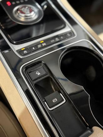 Jaguar XE 2.0 D Corporate Edition R-Sport picture 16