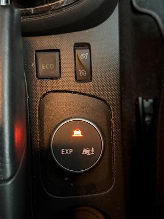 Renault Captur 0.9 TCe Helly Hansen picture 16