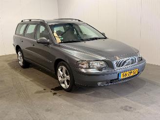 Unfallwagen Volvo V-70 2.4 D5 AWD Geartronic C.L. 2004/9