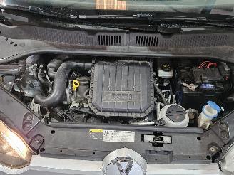 Volkswagen Up! 1.0 12V 60 Hatchback  Benzine 999cc 44kW (60pk) picture 9