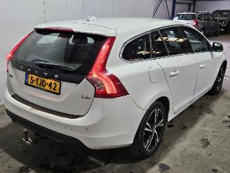 Volvo V-60 2.0 D3 20V Combi/o  Diesel 1.984cc 120kW (163pk) FWD picture 7