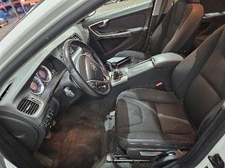 Volvo V-60 2.0 D3 20V Combi/o  Diesel 1.984cc 120kW (163pk) FWD picture 11