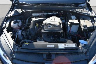 Volkswagen Golf 1.0 TSI picture 17