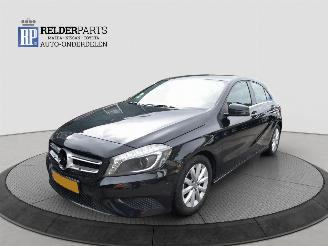 Unfallwagen Mercedes A-klasse 180 2015/7