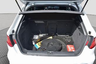Audi S3 SPORTBACK 2.0 TFSI QUATRO PANO picture 18