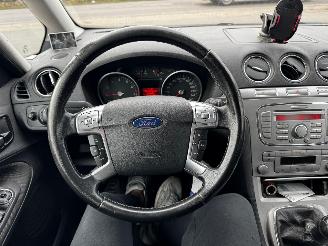 Peugeot 208 1.2 VTi Active picture 20