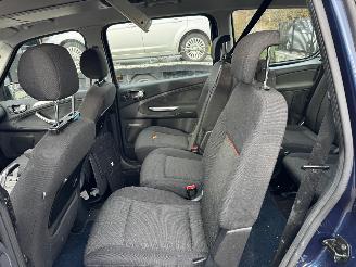 Peugeot 208 1.2 VTi Active picture 18