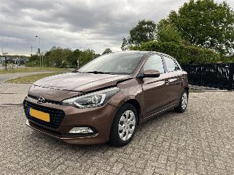 Voiture accidenté Hyundai I-20 1.0 T-GDI Navi Camera 2017/7