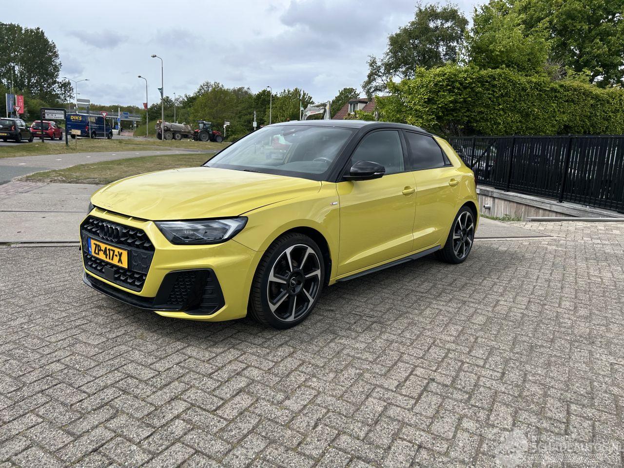 Audi A1 Sportback 30 TFSI S Line edition one
