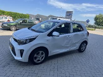 Kia Picanto 1.0 DPi ComfortLine | 10.300 km!! picture 3