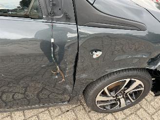 Peugeot 108 1.0 e-VTi Allure  100.865 KM !! picture 29