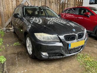 Unfallwagen BMW 3-serie 3-serie Touring -  318d Corporate Lease Executive 2009/11