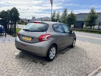 Peugeot 208 1.2 VTi Blue Lease Executive  165.378 KM !! picture 11