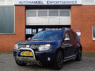 Schadeauto Dacia Duster Urban Explorer 4x4 1.5dci 110, Euro6, Airco, Navi, Cruise, Trekhaak 2016/2
