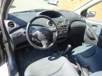 Toyota Yaris 1.3 VVT-i Terra 86pk, Airco, Stuurbekr. 99.000 km ! picture 12
