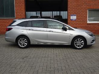 Opel Astra Sports Tourer Edition 110pk Euro6, Navi, Climate & Cruise picture 6