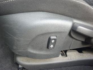 Opel Astra Sports Tourer Edition 110pk Euro6, Navi, Climate & Cruise picture 16