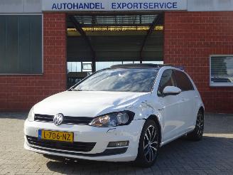 Unfallwagen Volkswagen Golf \"Cup\" 103kw/140pk DSG Automaat, Panorama 2014/5