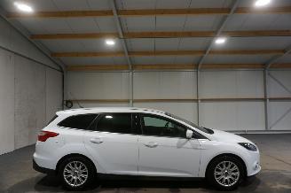 skadebil auto Ford Focus 1.0EcoBoost 92kW Clima Trend 2012/10