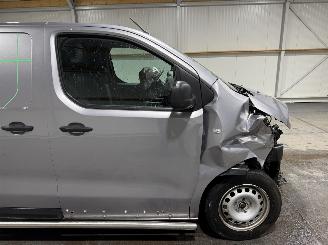 Peugeot e-Expert 75kWh 100kW  Long Premium picture 14