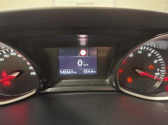 Peugeot 308 1.2PureTech 96kW Clima GT-Line picture 34