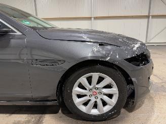 Jaguar XF 2.0D 132kW Automaat Camera Prestige Sportbrake picture 16