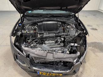 Jaguar F-Pace P400e 2.0 221kW Automaat Pano Meridian PHEV HSE picture 26