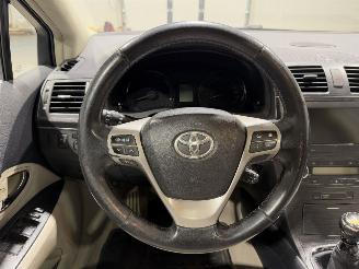 Toyota Avensis 2.0 D-4D 93kW Clima Camera Panoramic picture 14