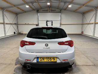 Alfa Romeo Giulietta 1.6 JTDM 77kW Navi Airco Exclusive picture 6