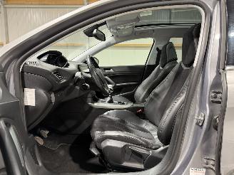 Peugeot 308 1.2 e-THP 96 KW Airco Premiere picture 23
