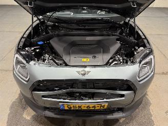 Mini Countryman E 66.5kWh M 150kW Automaat Pano Classic picture 26