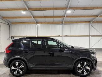 skadebil auto Volvo XC40 70kWh Recharge 170kW Core 2022/4