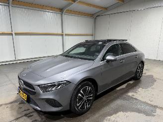 Mercedes A-klasse 180 100kW Automaat Panoramadak Star Edition picture 9