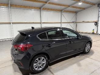 Ford Focus 1.0Ecoboost 92kW Hybrid Titanium picture 5