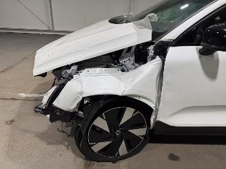 Volvo C-40 82kWh 185kW Single Motor Extended Range Plus picture 14