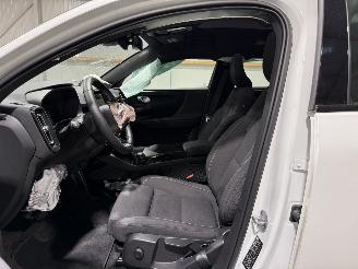 Volvo C-40 82kWh 185kW Single Motor Extended Range Plus picture 40