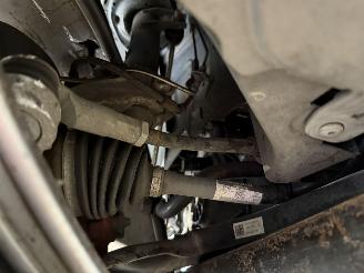 Volkswagen T-Roc 1.5TSI 110kW Automaat Sport Business R picture 31