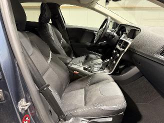 Volvo V-40 2.0 D2 88kW Automaat Kinetic picture 29