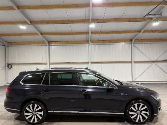 skadebil auto Volkswagen Passat GTE 1.4TSI 115kW HighLine Leder Panoramadak 2015/12