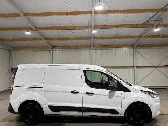 Vaurioauto  commercial vehicles Ford Transit Connect 1.5D 74kW Ambiente L2 2020/8