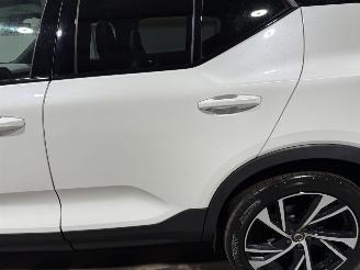 Volvo XC40 T5 1.5 132kW Automaat Pano Twin Engine R-Design picture 23